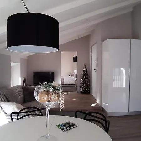 Le Cadran Solaire - Nel Cuore Di Apartment