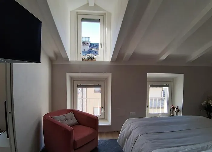 Le Cadran Solaire - Nel Cuore Di Lägenhet *